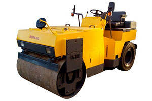 Каток Bomag 131